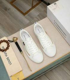 Picture of Louis Vuitton Shoes _SKULVsz38-44mnf050815348